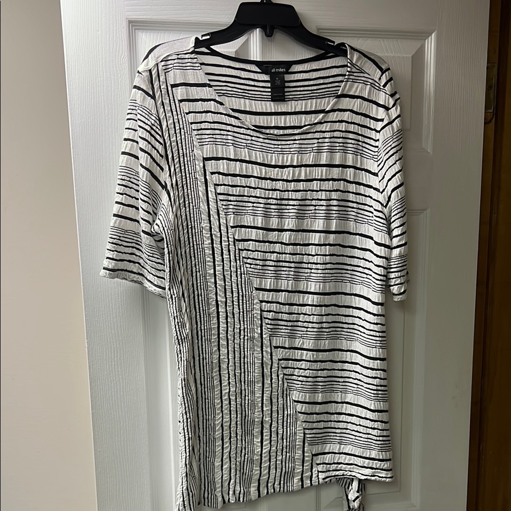 Ali Miles Monochrome Striped Top